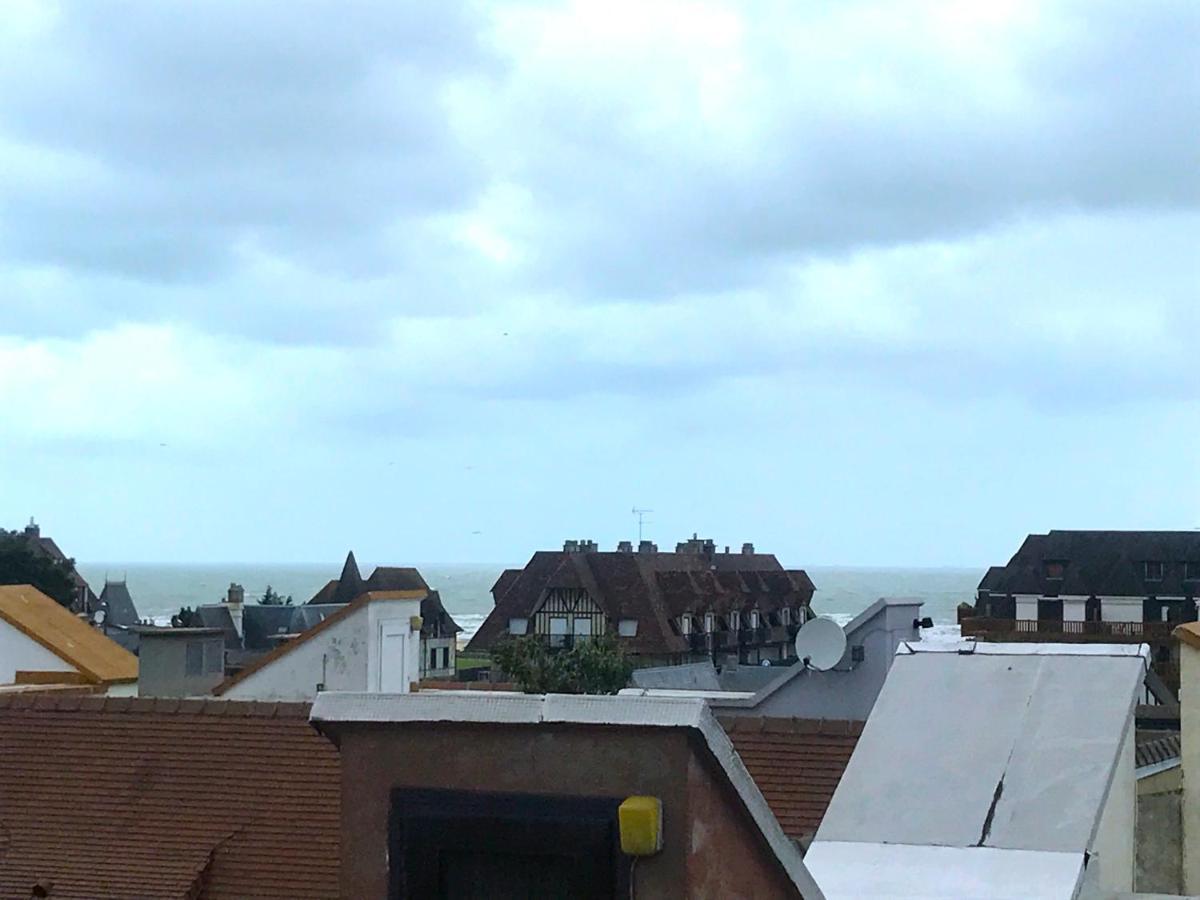 Appartement 3 Chambres Avec Roof Top A 5 Mn De La Plage Deauville Extérieur photo
