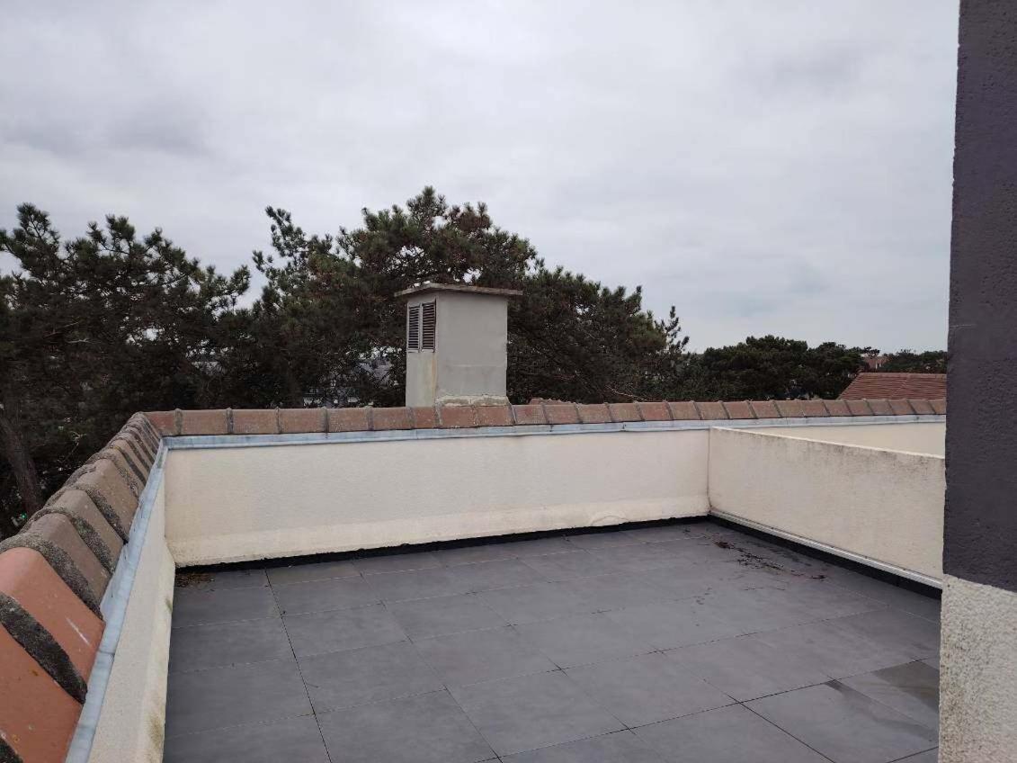 Appartement 3 Chambres Avec Roof Top A 5 Mn De La Plage Deauville Extérieur photo